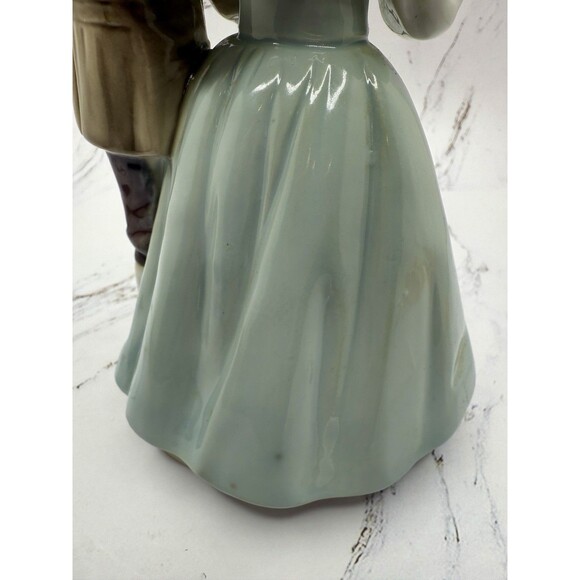 Vintage Ardalt Japan Golfers Couple Music Figurine, Romantic Golf Scene - Picture 14 of 14